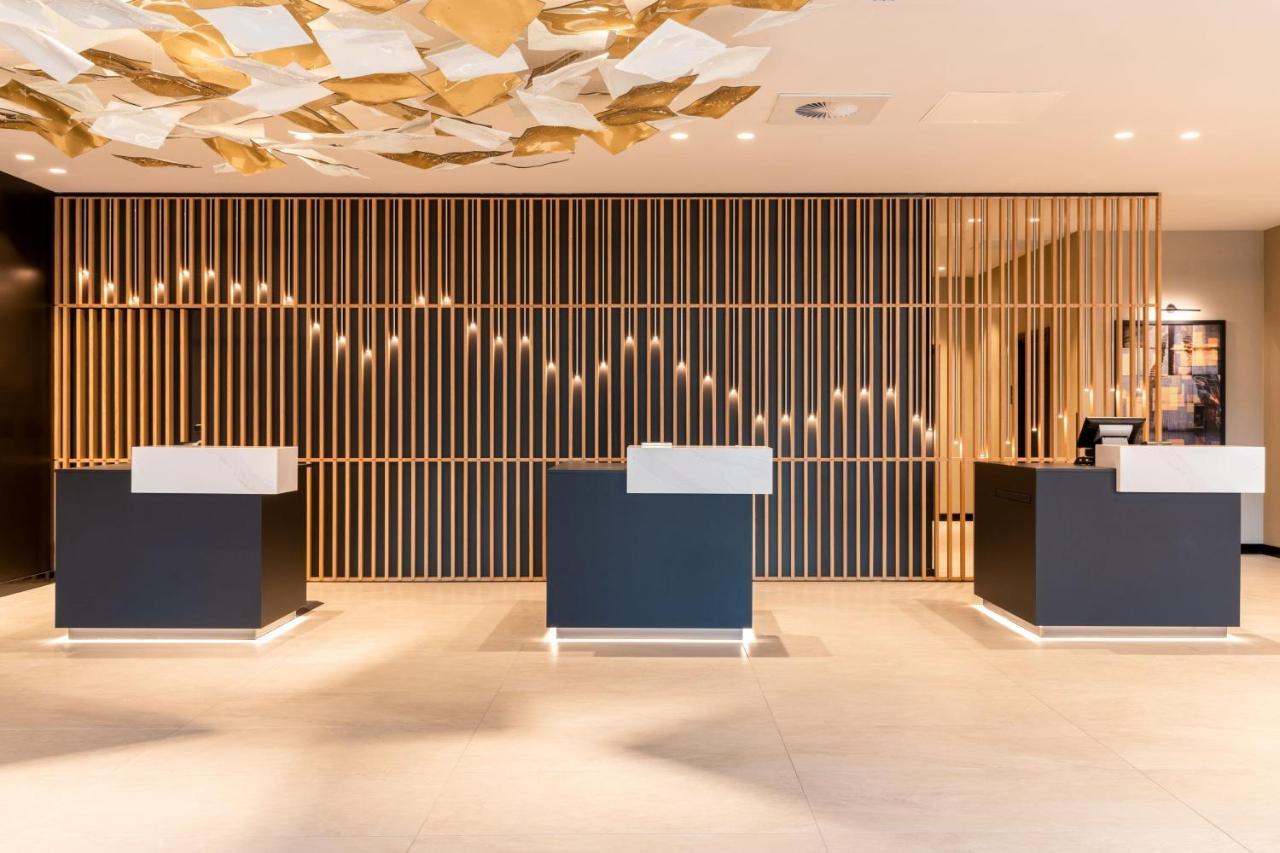 Ac Hotel By Marriott Инвернесс Экстерьер фото